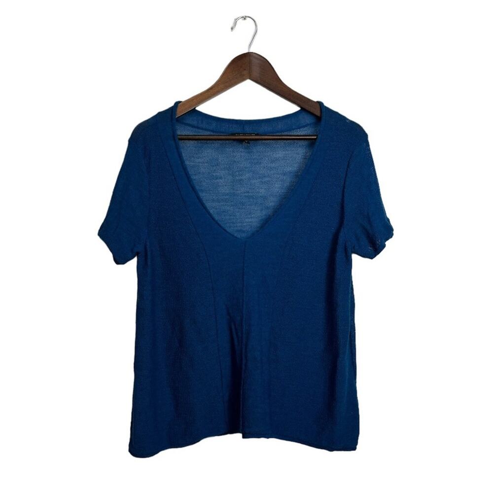 Eileen Fisher Blue‎ Knit V Neck shirt Large
